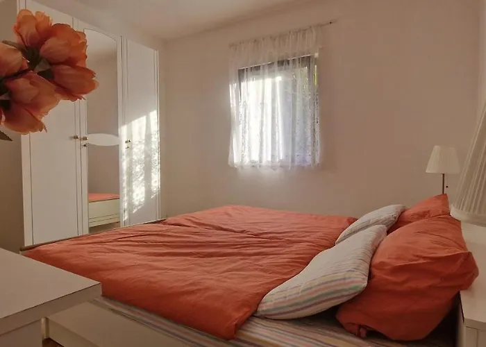 Swim And Climb Baska House - Island Krk