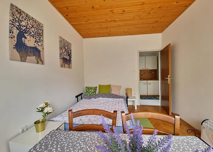 Swim And Climb Baska House - Island Krk Ferienhaus