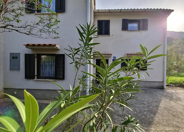 Swim And Climb Baska House - Island Krk Ferienhaus