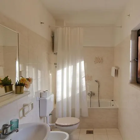 Swim And Climb Baska House - Island Krk בית נופש Draga Bašćanska