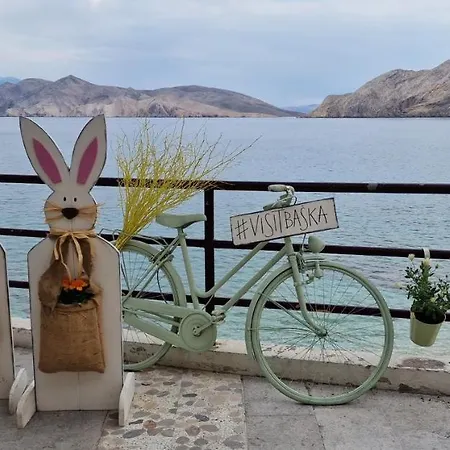 Swim And Climb Baska House - Island Krk Holiday home *