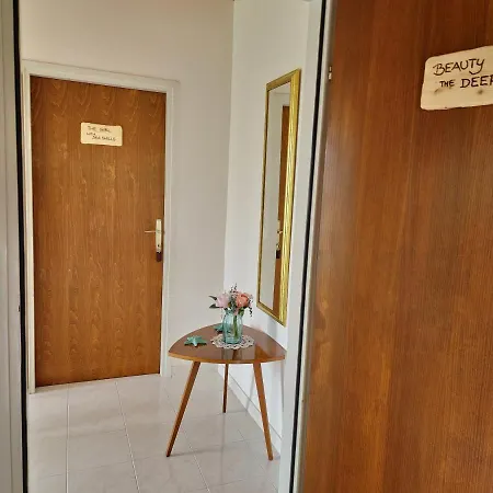 Swim And Climb Baska House - Island Krk בית נופש