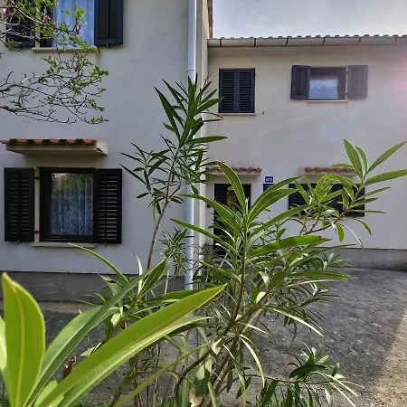Swim And Climb Baska House - Island Krk Holiday home