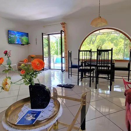 בית נופש Swim And Climb Baska House - Island Krk *