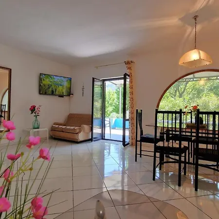 Swim And Climb Baska House - Island Krk Holiday home *