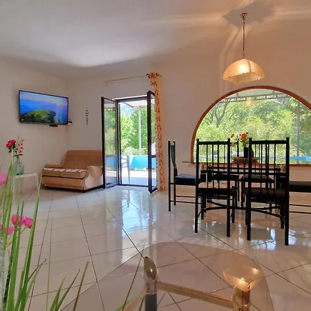 Swim And Climb Baska House - Island Krk * Draga Bascanska