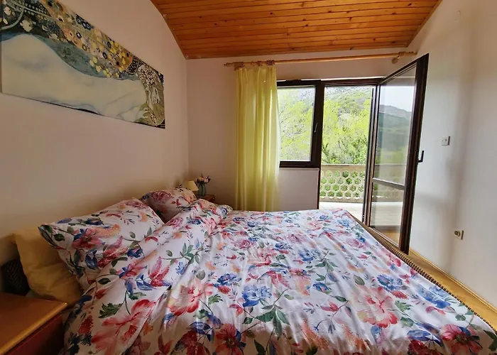 Swim And Climb Baska House - Island Krk *